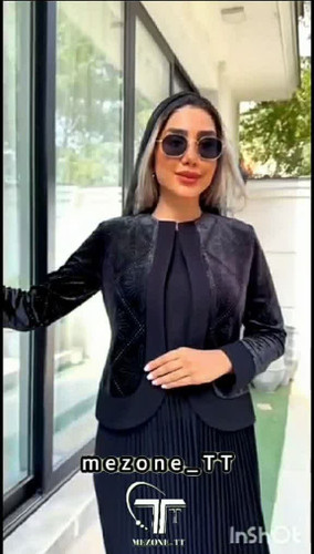 ⭕جلو کراپ مخمل نگین دوزی-پشت کراپ:کرپ لمه--سارافون پلیسه